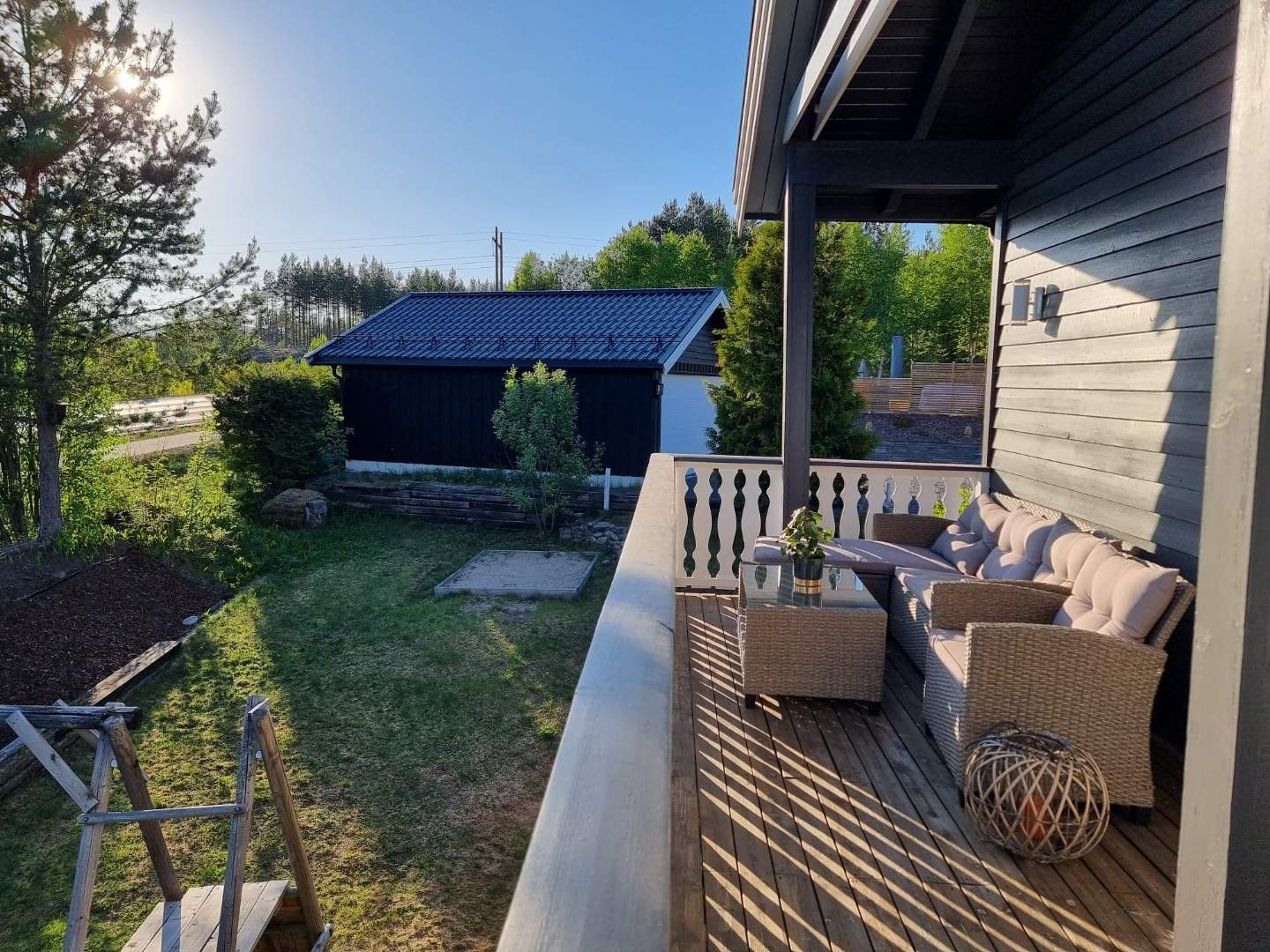 Bra solforhold på terrasse, fra morgen til kveld! Galleribilde