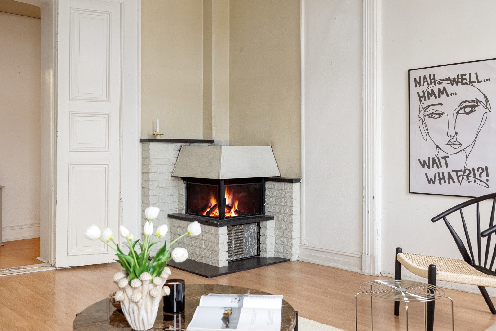 Det er videre en murt peis.(Fryringsforbud p.t) Galleribilde