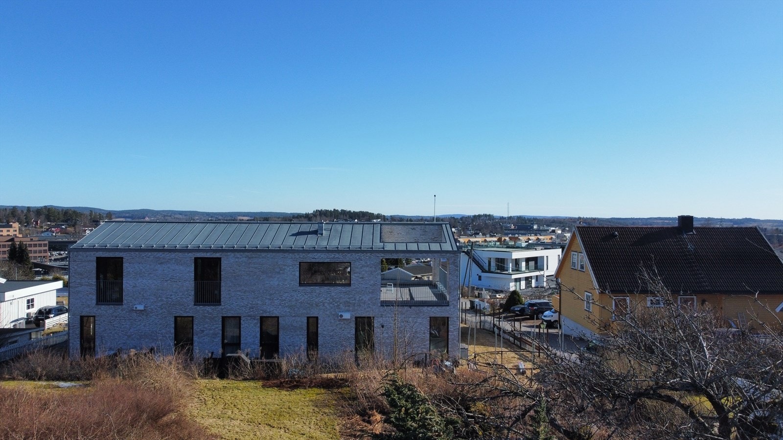 Utsiktsbilde fra ca 2. etasje i nytt hus Galleribilde