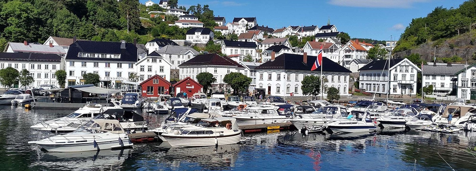 Indre havn i Tvedestand Galleribilde