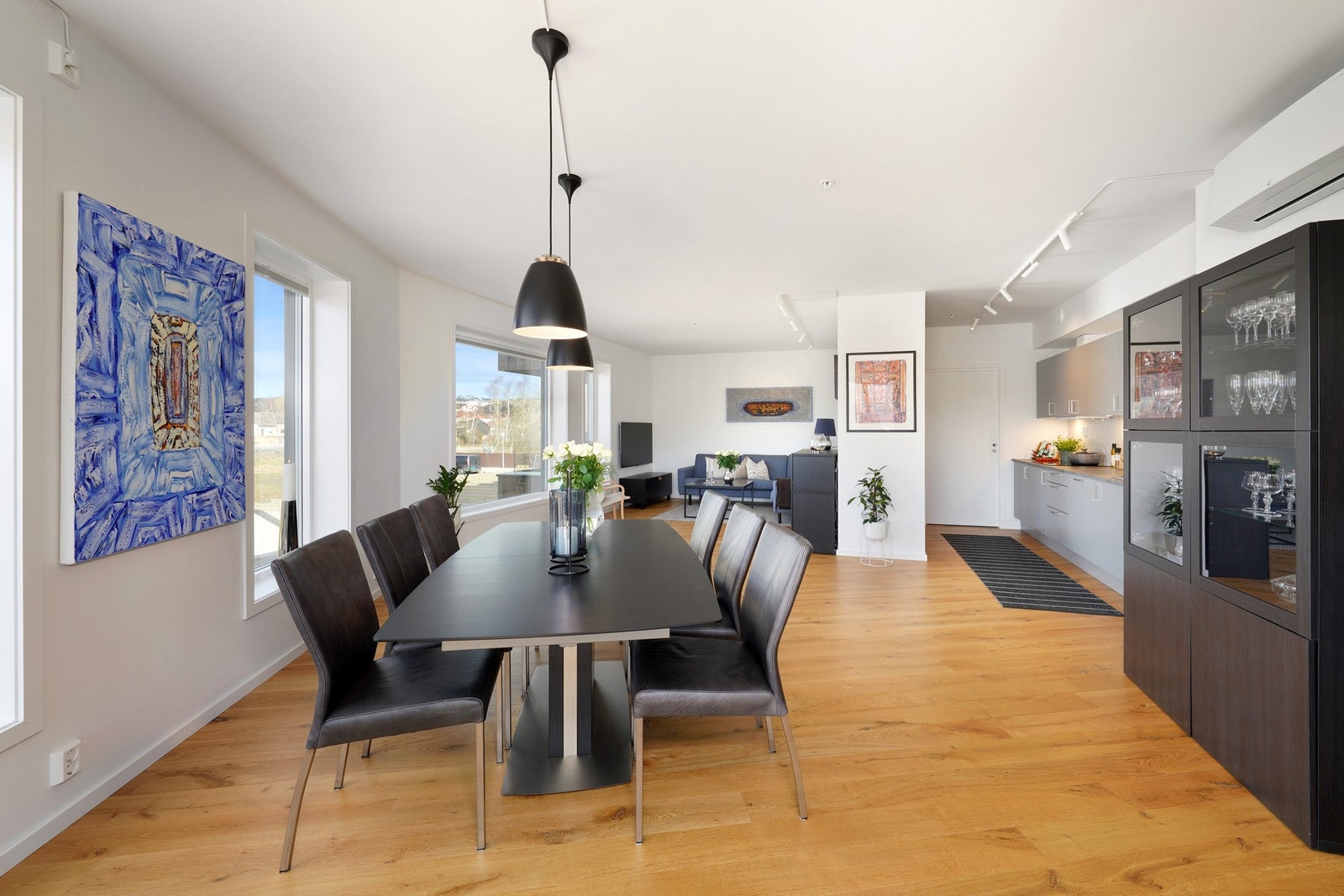 God plass til å samle hele familien Galleribilde