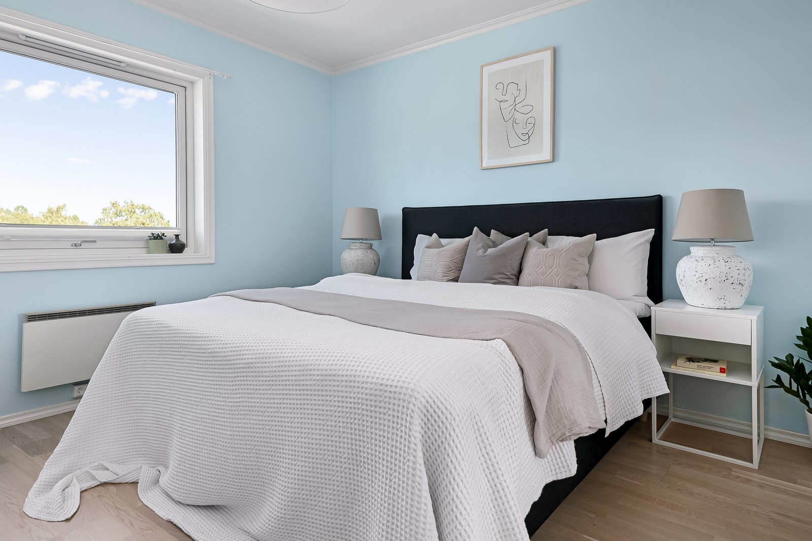 Et av to soverom på 12 kvm. Galleribilde