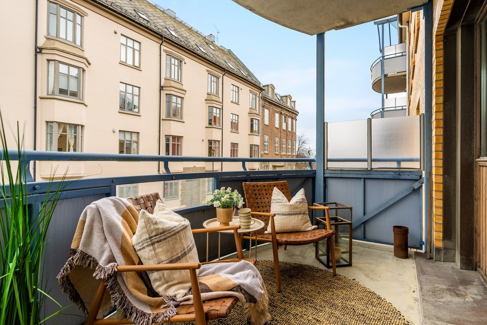 God plass for en sittegruppe. Galleribilde