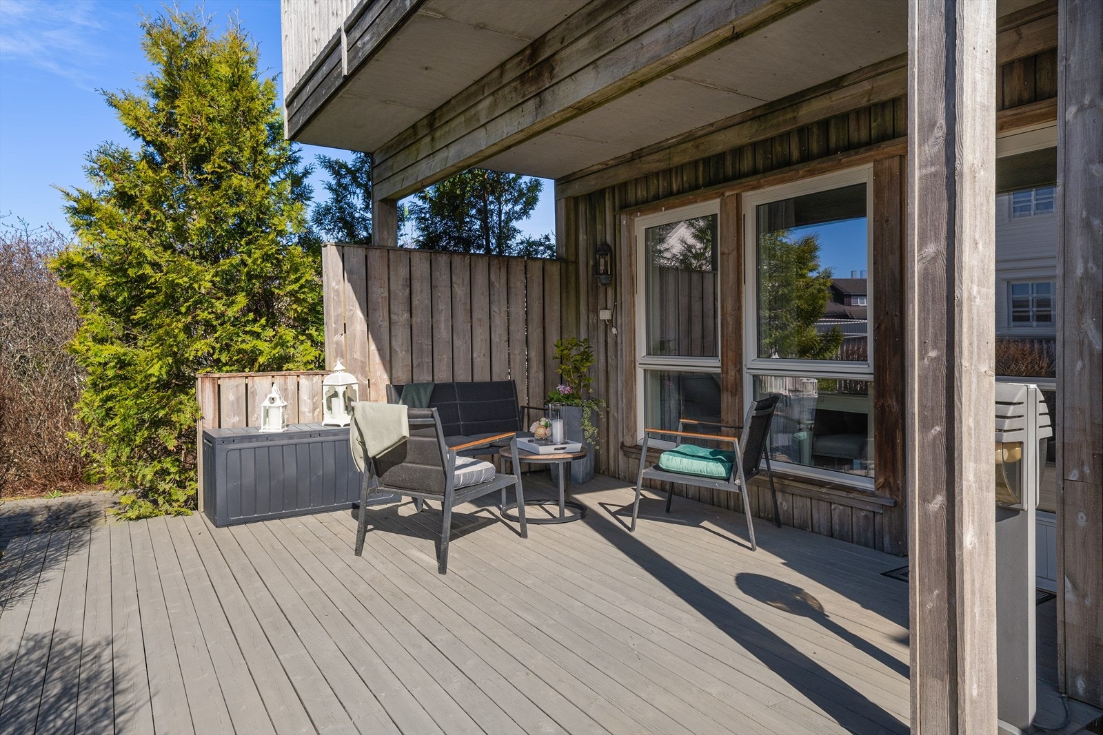 Terrasse. Galleribilde