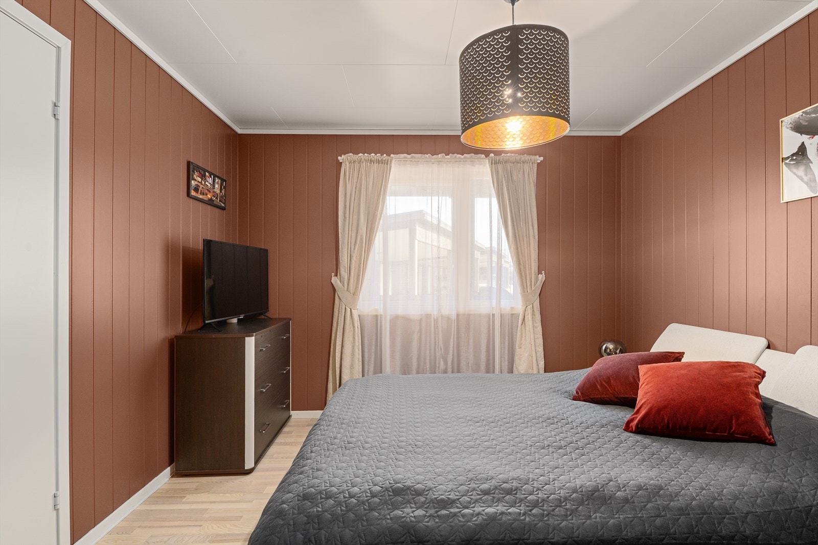 Soverom 2. Hovedsoverom Galleribilde