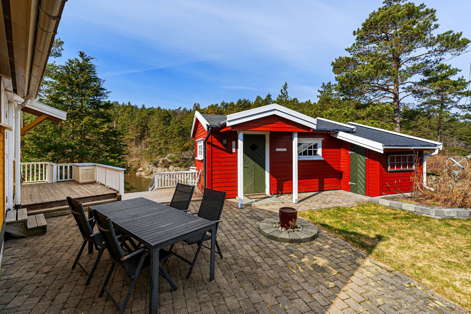 Fra platting og annekset Galleribilde
