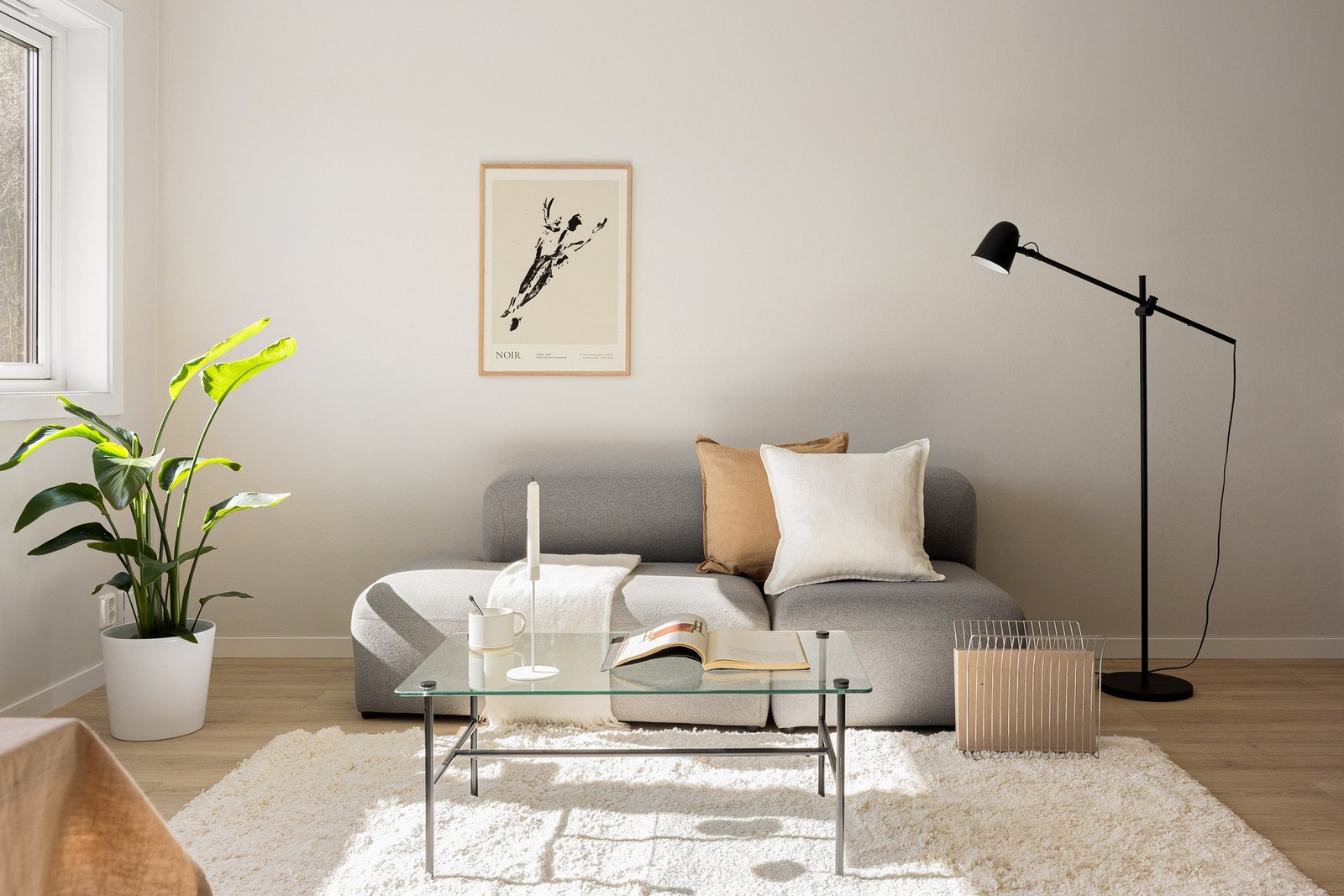 Overflatene er malt i en behagelig og moderne fargetone. Galleribilde