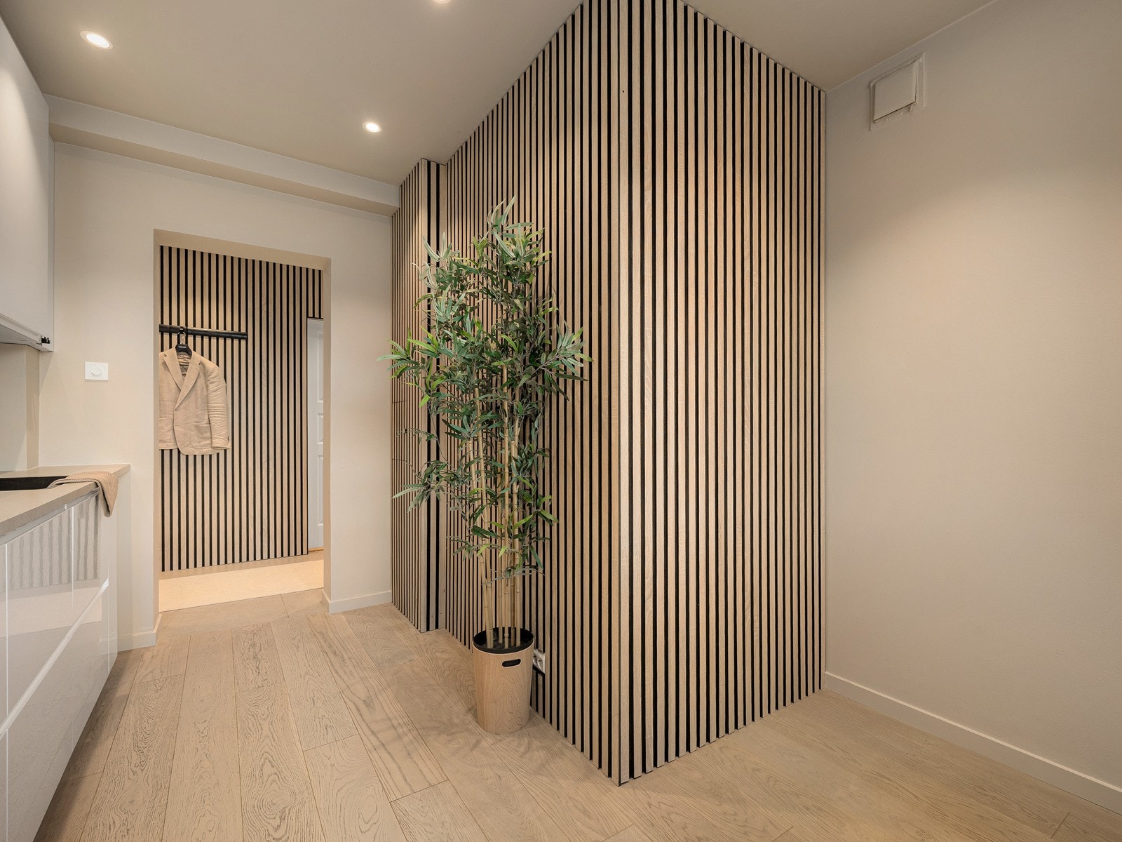 Kjøkken | Godt med skapplass. Galleribilde