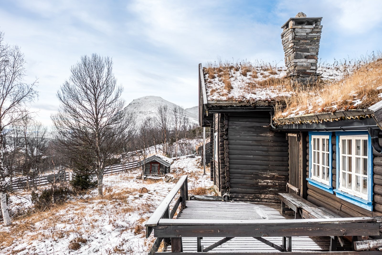På terrassen kan du nyte påskesolen og den magiske utsikten! Galleribilde