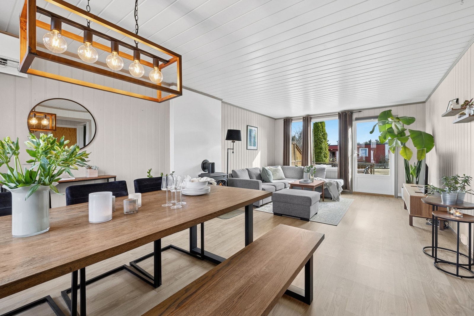 Den herlige peisovnen gir en ekstra lun stemning i vinterhalvåret. Galleribilde