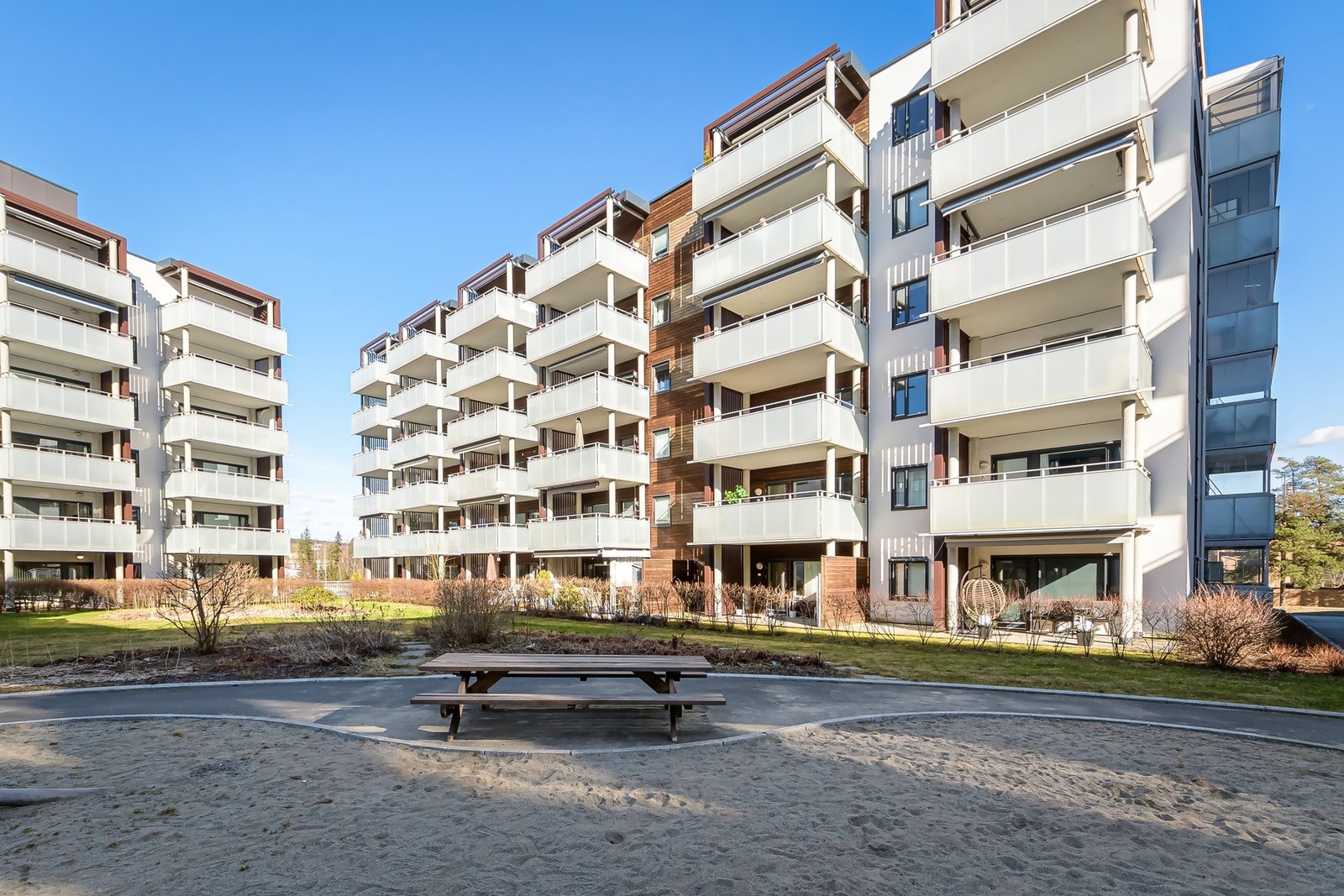 Moderne bygg fra 2017. Galleribilde