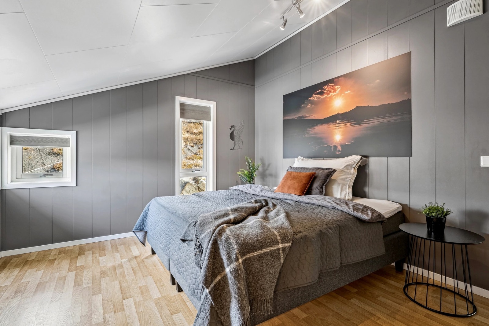 Etasjen har tre soverom. Soverom nummer 1. Galleribilde