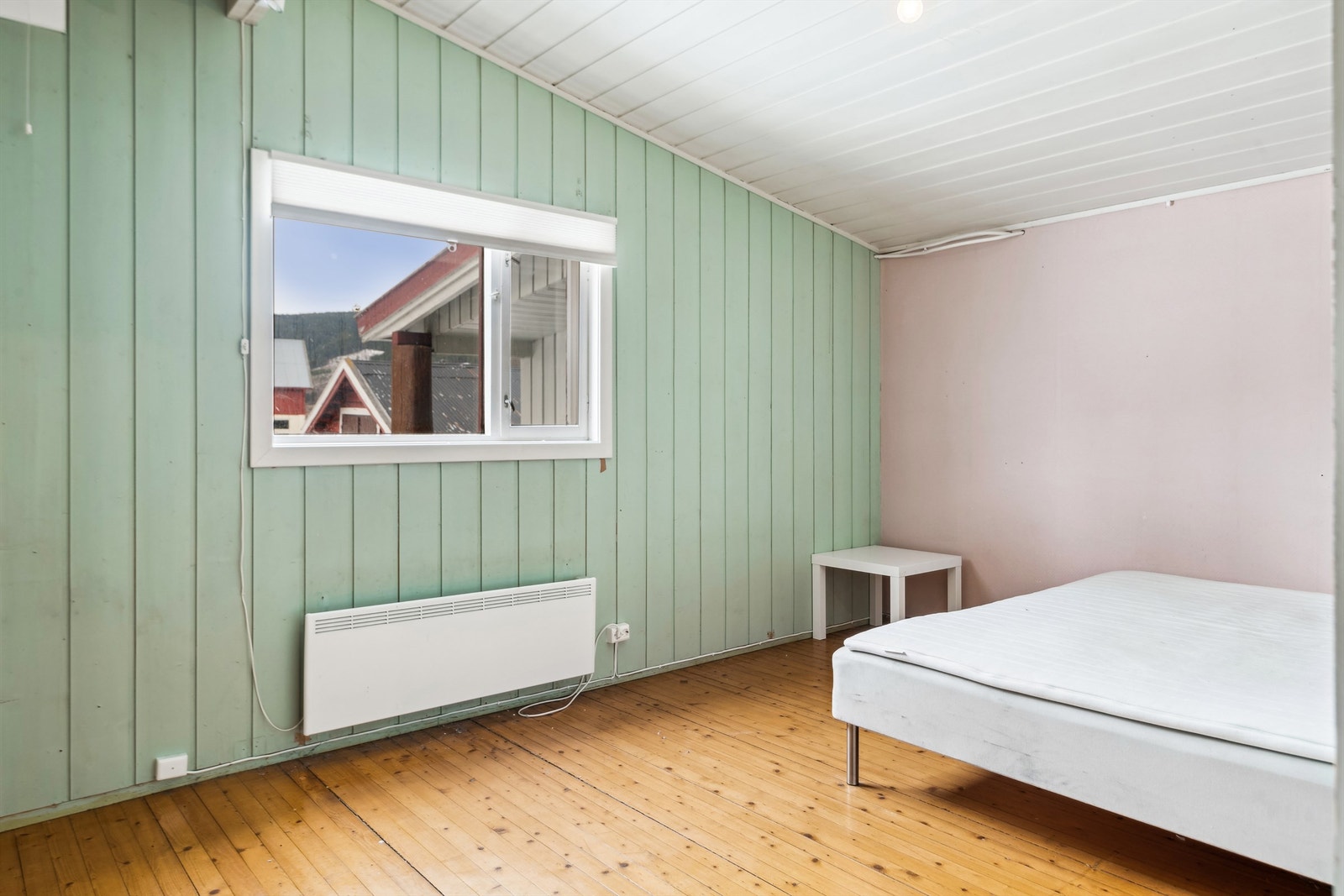 Boligen består av fire romslige soverom Galleribilde