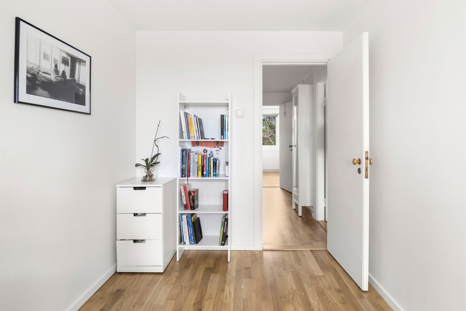 Soverommene kan innredes etter behov og passer utmerket som barnerom, kontor, gjesterom eller garderoberom. Galleribilde