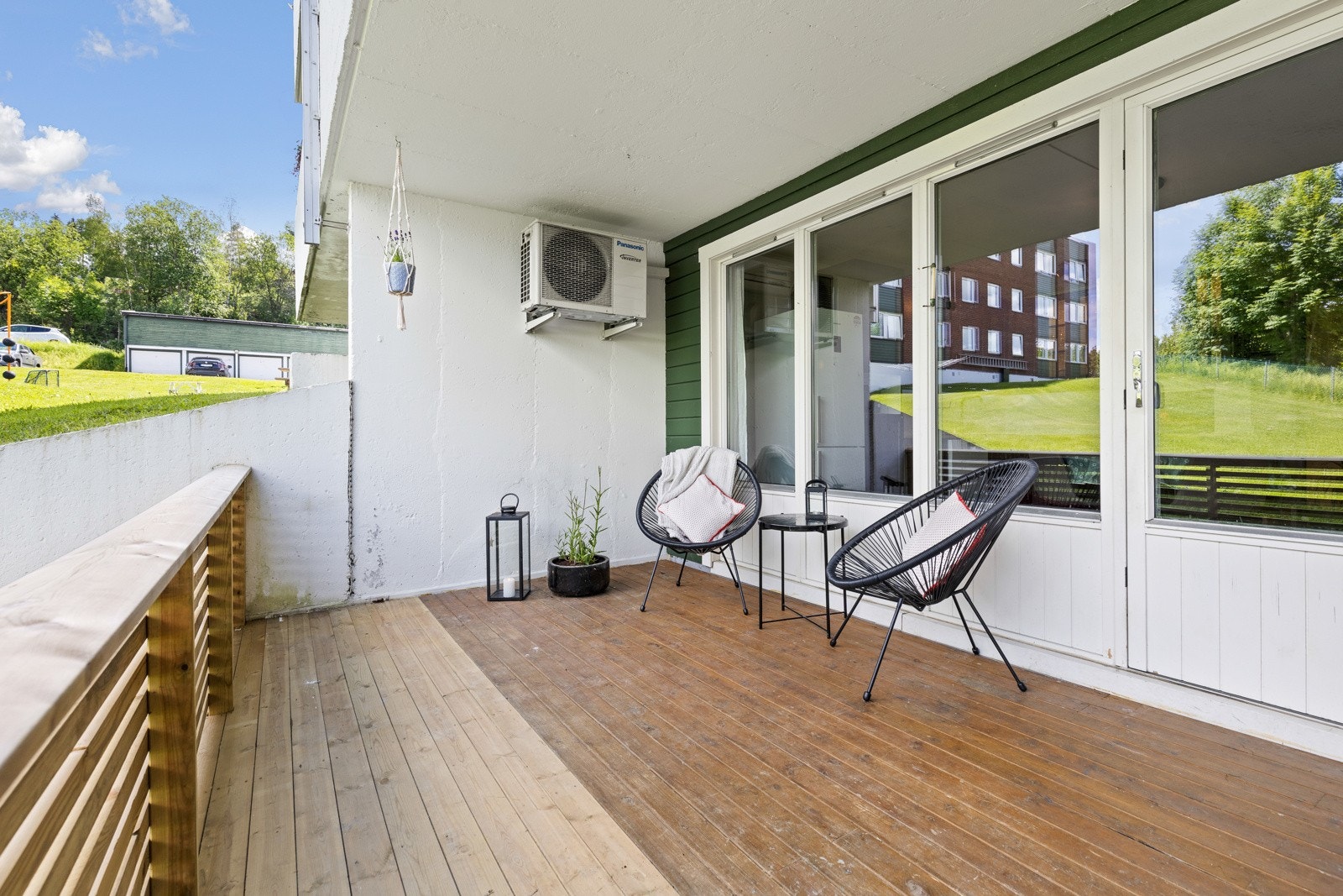 Her kan varme sommerdager nytes fullt ut, også når det er yr i luften. Galleribilde