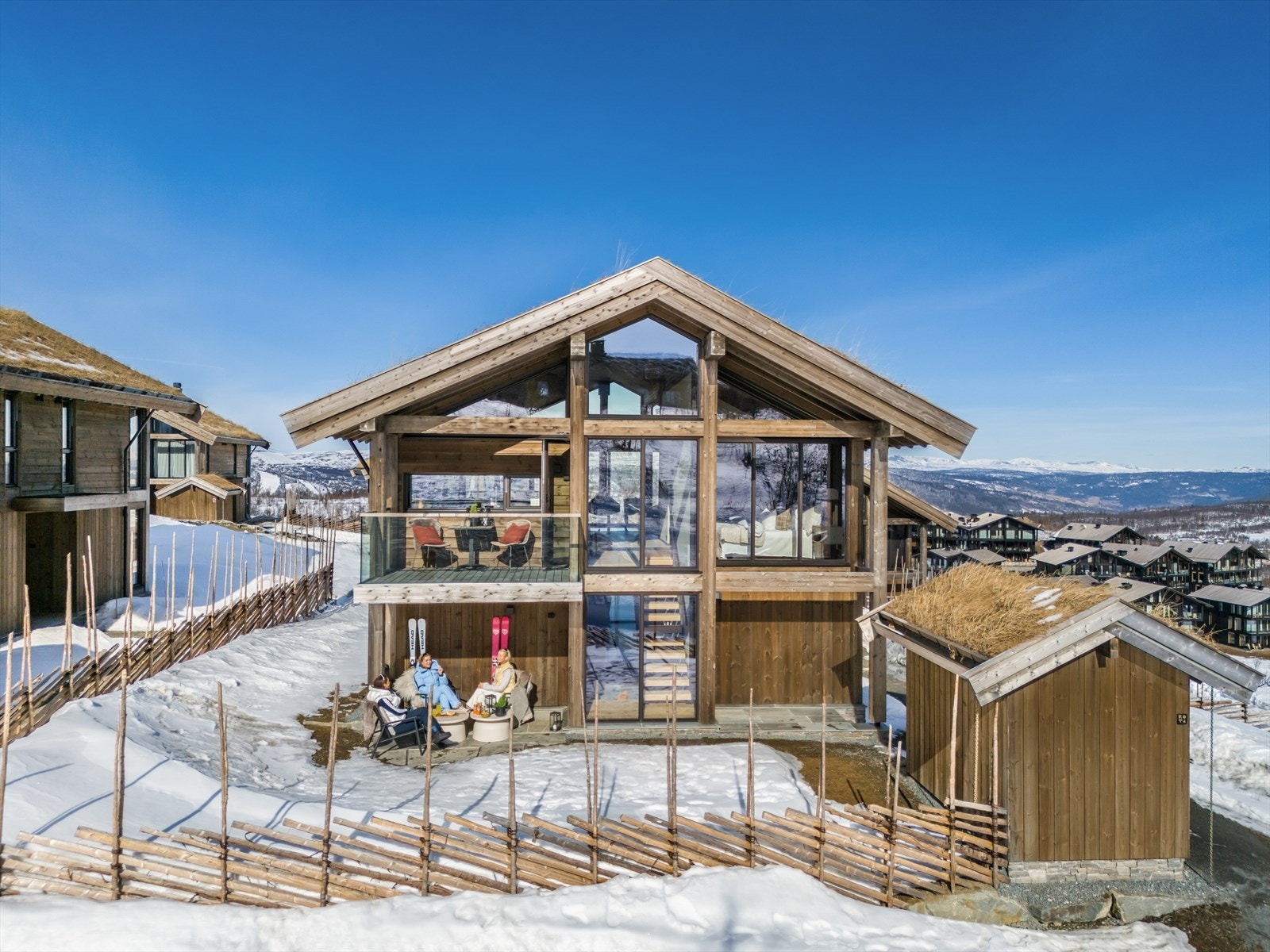 Velkommen til Kikut Chalet! Din nye fritidsdrøm på toppen av Kikut! Foto Terje Bjørnsen. Galleribilde