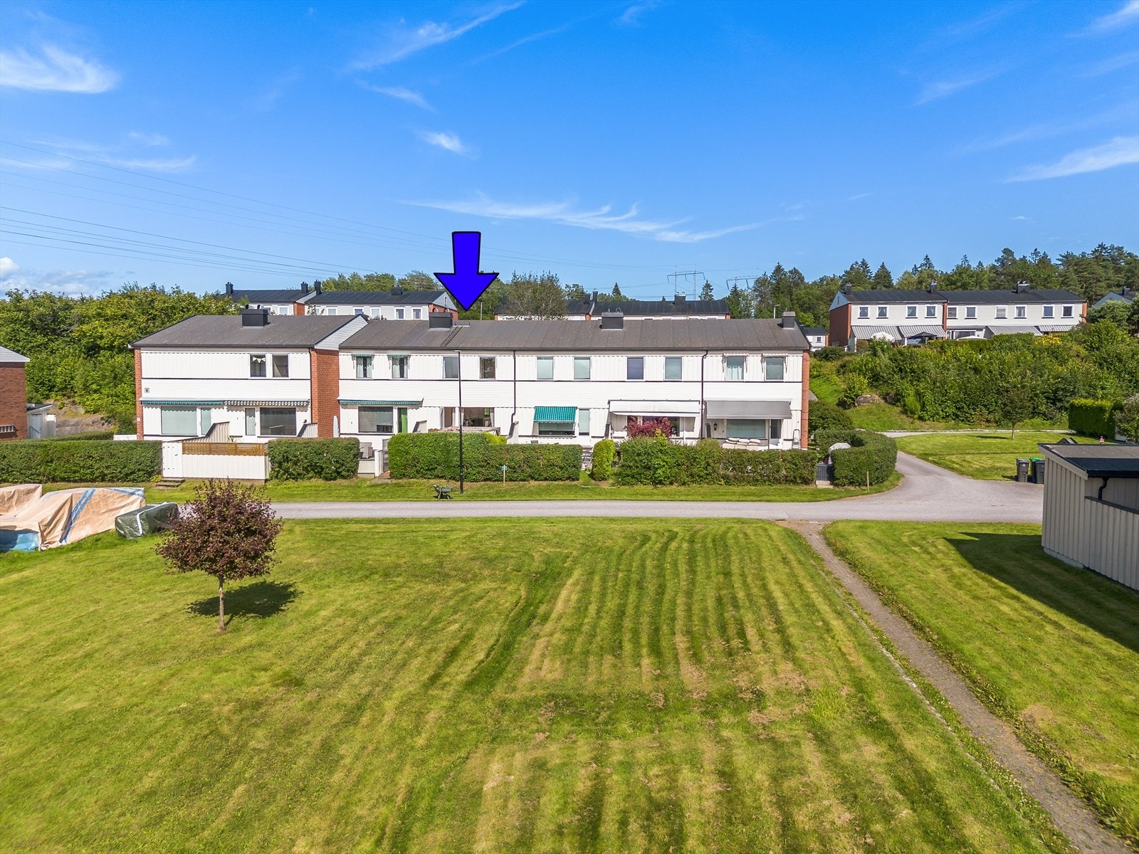 Attraktiv beliggenhet på Stridsklev, med kort avstand til b.l.a skole, barnehager, idrettsanlegg, Stridsklevsenteret, og Uræddløypa. Kun 4 km til Porsgrunn sentrum. Galleribilde