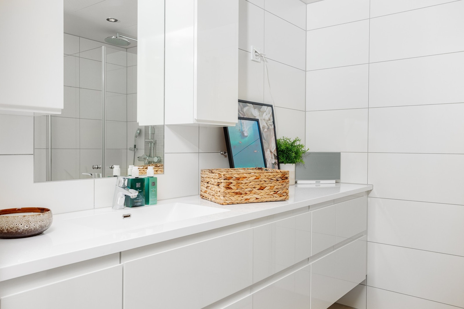 Badet, som ligger i tilknytning til entre og soveromsavdelingen Galleribilde