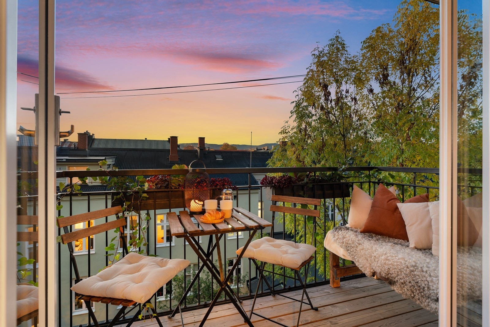 Malin Hveem v/ Nordvik Frogner ønsker velkommen til Vibes gate 14C! Galleribilde