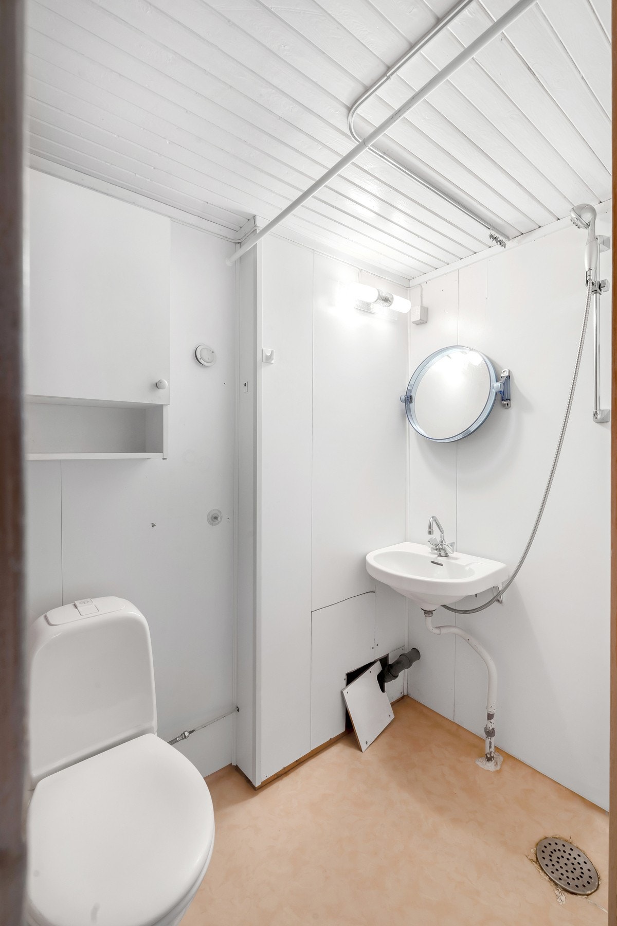 Bad i kjelleretasjen. Galleribilde