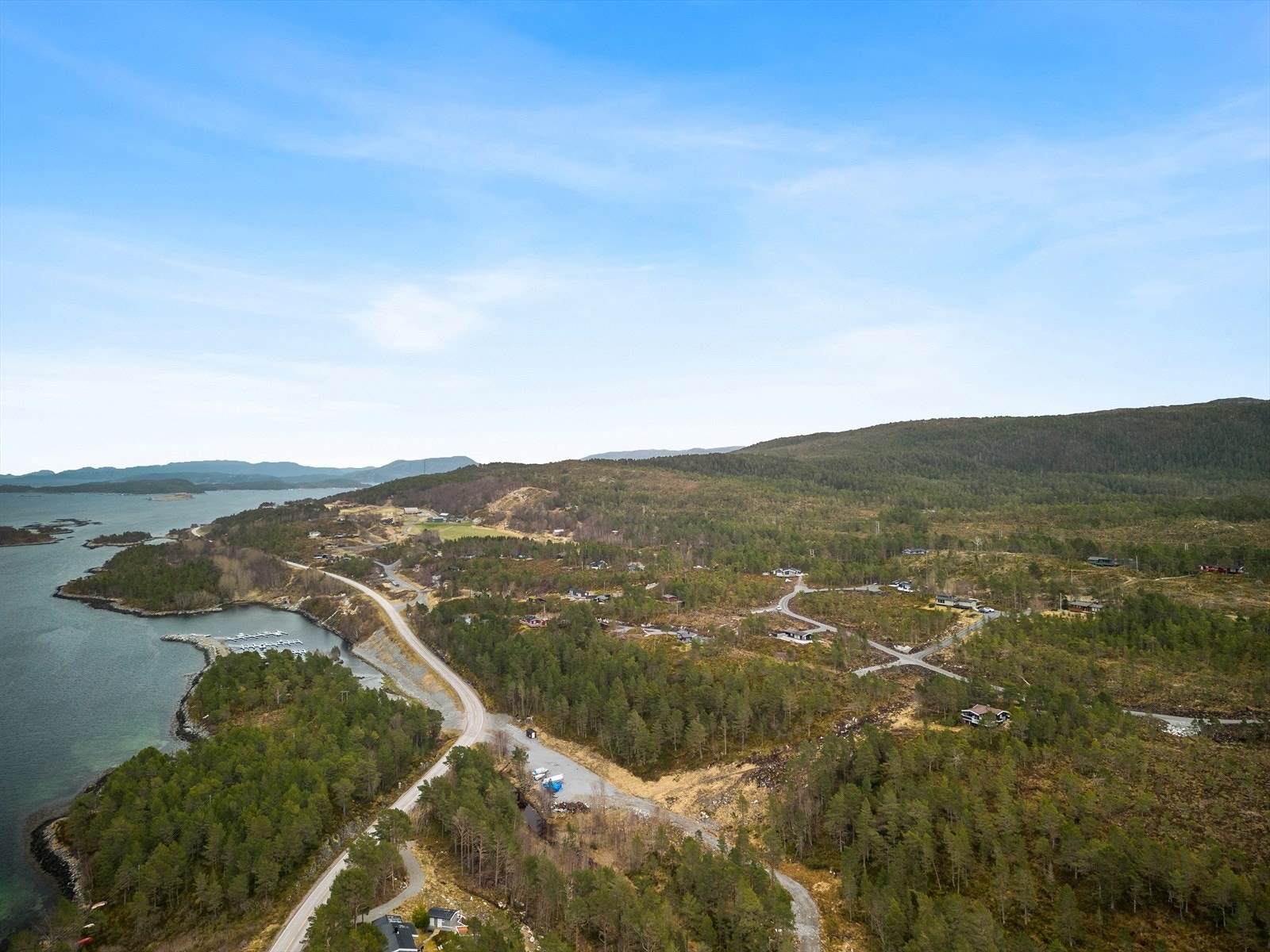 Oppfyll hyttedrømmen i et vakkert skjærgårdslandskap! Ta kontakt ved interesse! Galleribilde