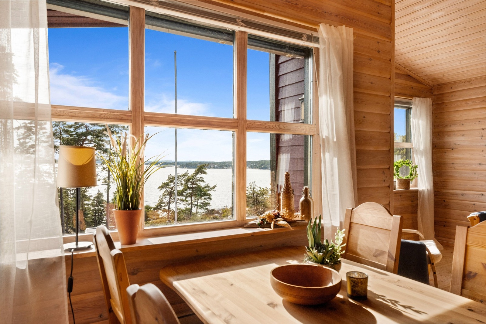 Her får du en fredelig tilbaketrekning med utsikt og stillhet. Galleribilde