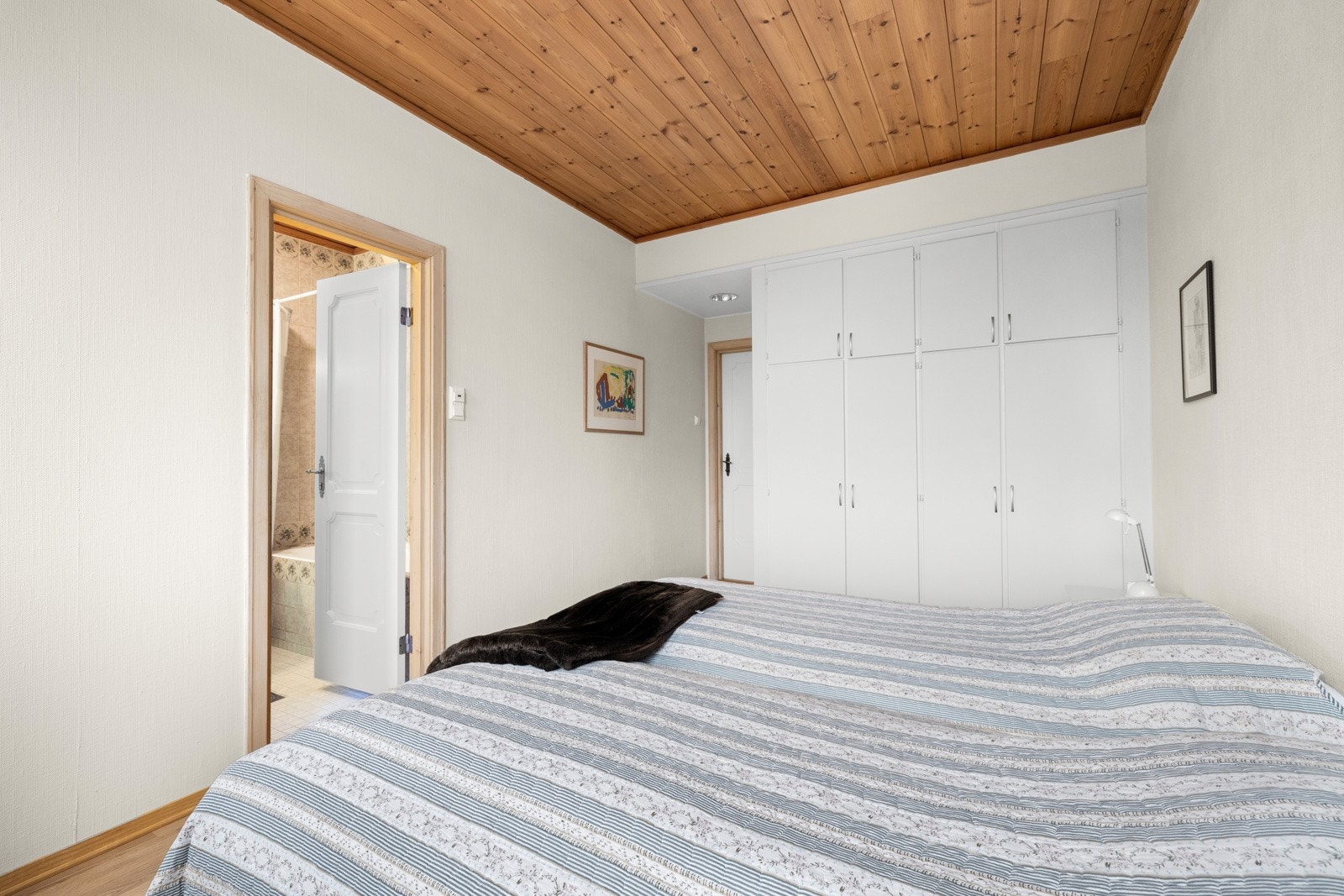 Soverom. Galleribilde