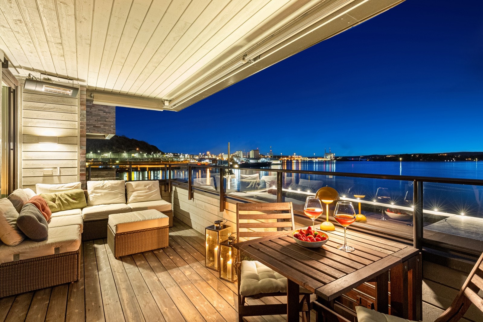 Her kan man nyte sene sommerkvelder med venner og familie. Galleribilde