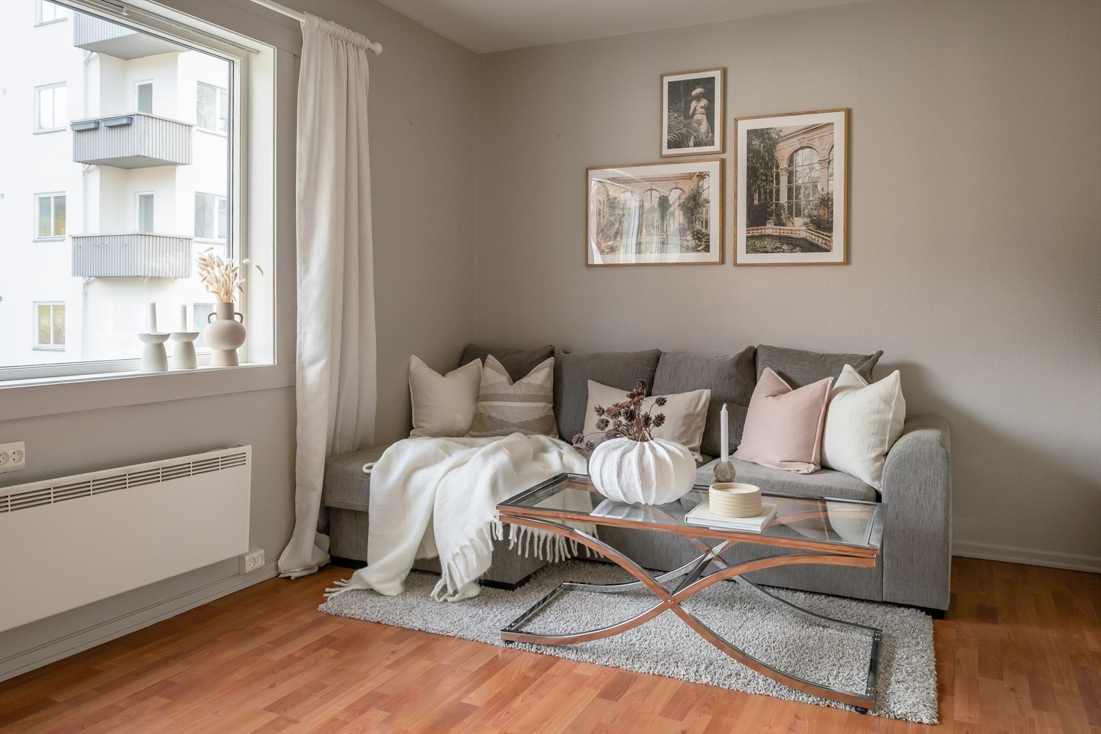 Stuen ble malt i 2022. Galleribilde