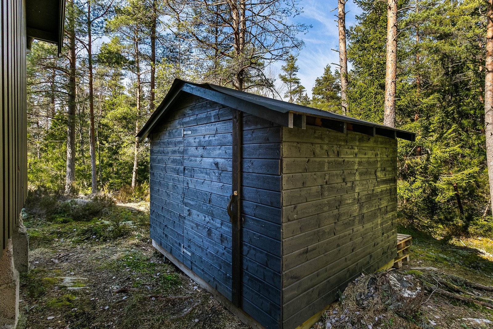Bodens ca. 6 kvm. representerer gode lagringsmuligheter. Galleribilde