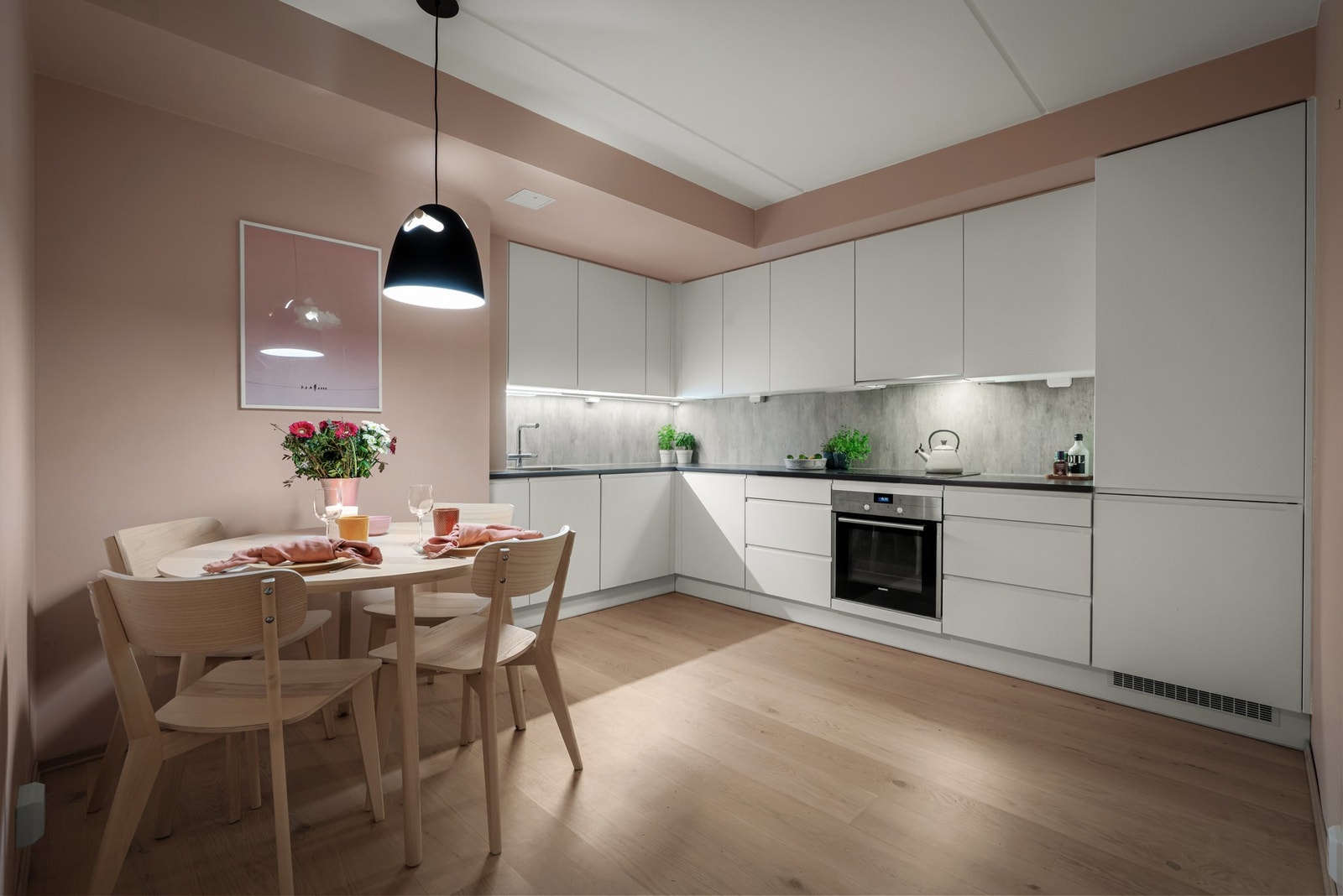 En moderne og meget lekker 3-roms leilighet i bygg fra 2018 Galleribilde