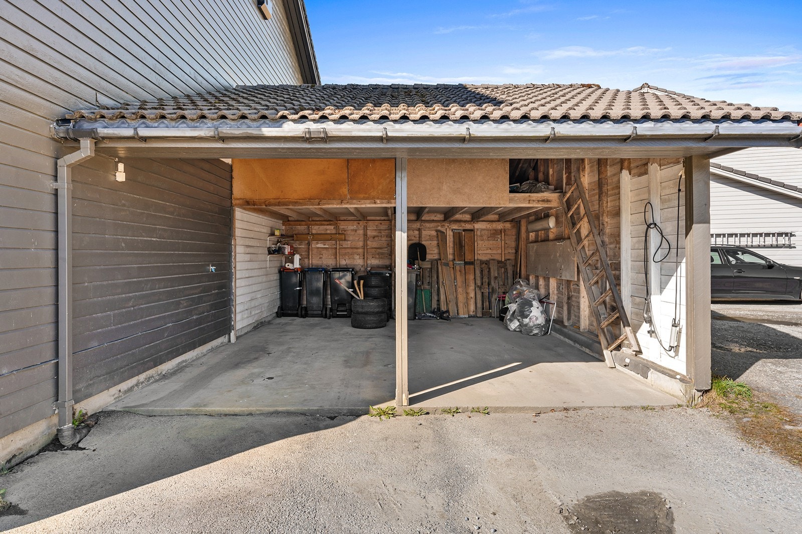 Carport på ca. 14 m². Galleribilde