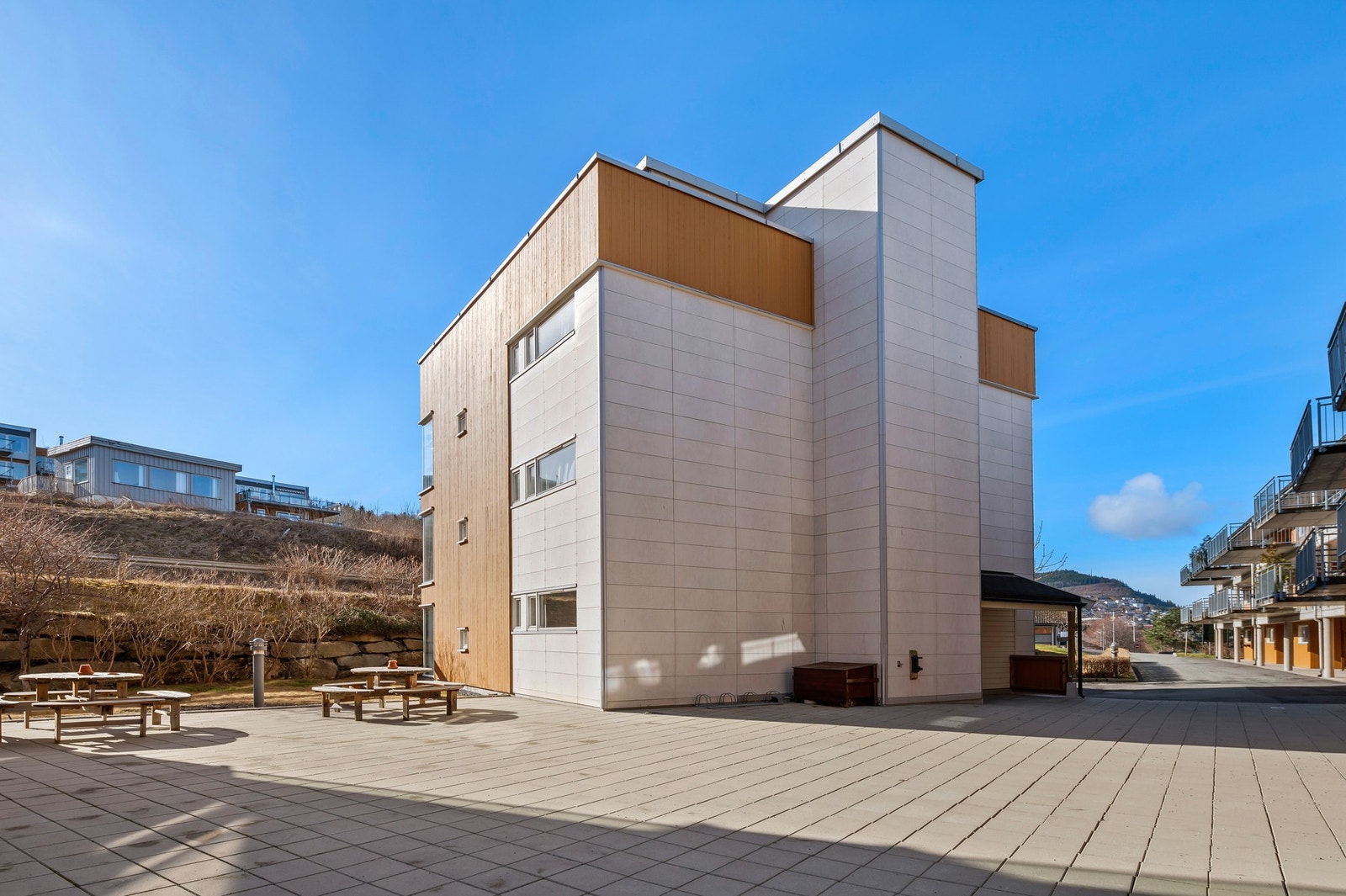 Fra leiligheten har du gode fasiliteter i din nærhet. Galleribilde