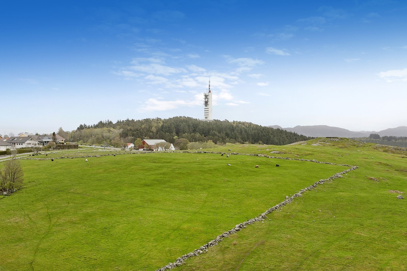 - Flotte turmuligheter innen gangavstand med både Sørmarka og Hafrsfjord like ved - Galleribilde