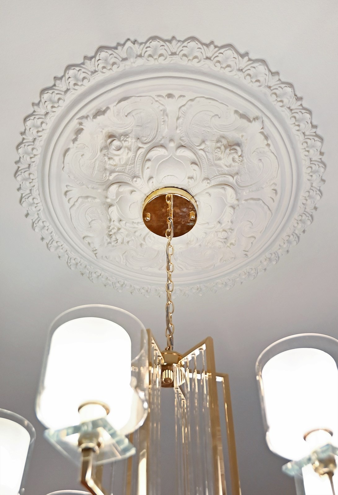 Fine detaljer og flotte lysekroner. Galleribilde