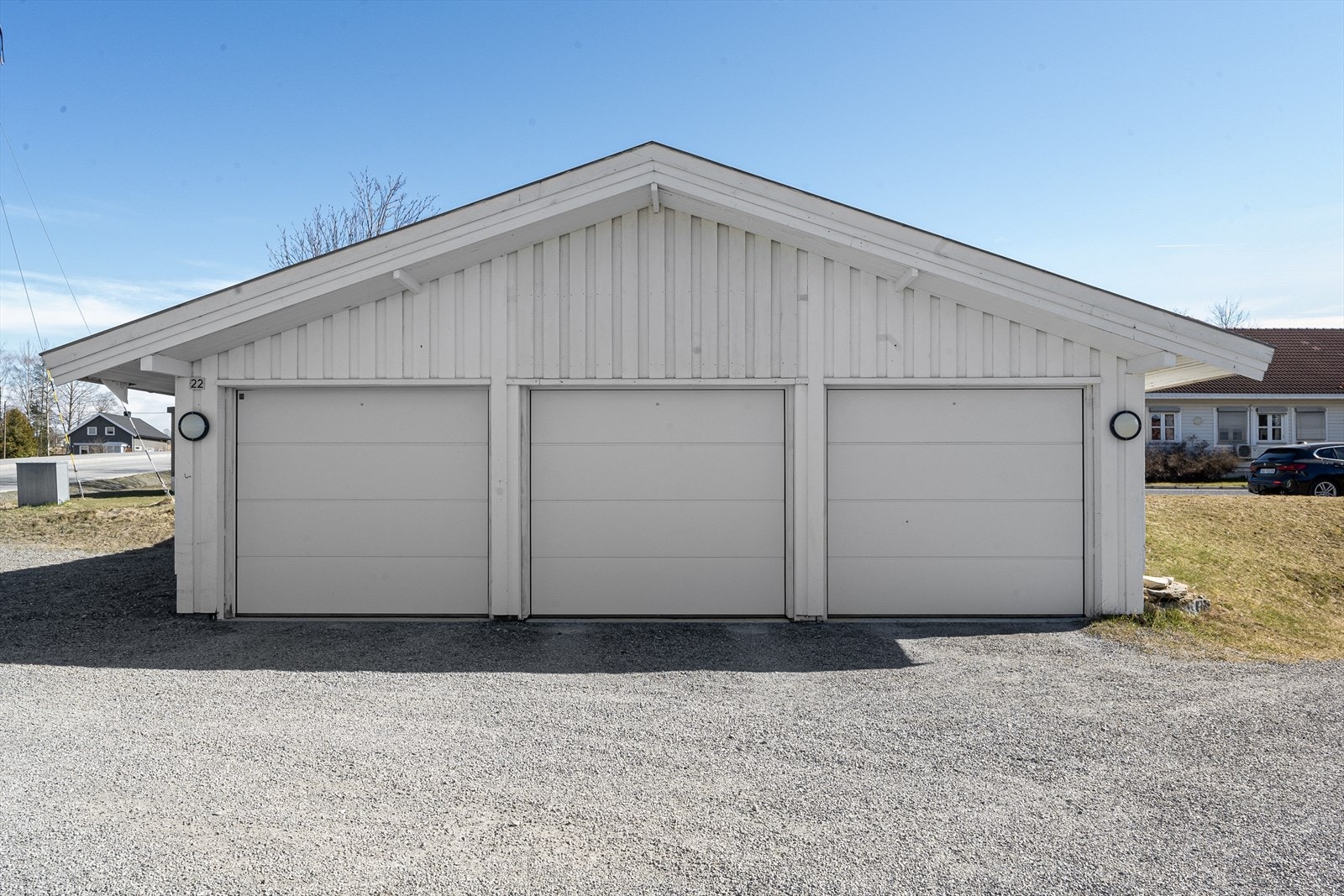 Felles garasjebygg med 1 biloppstillingsplass. Galleribilde