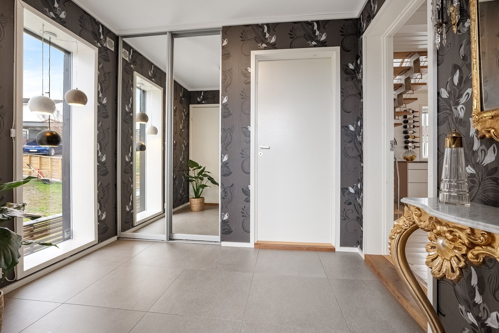 Påbygget hall i den ene nye delen Galleribilde