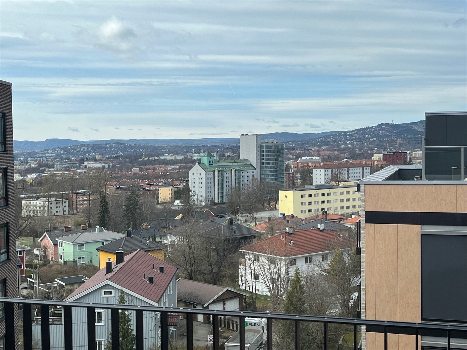 Utsikt mot sørvest - Bildet tatt av selger Galleribilde