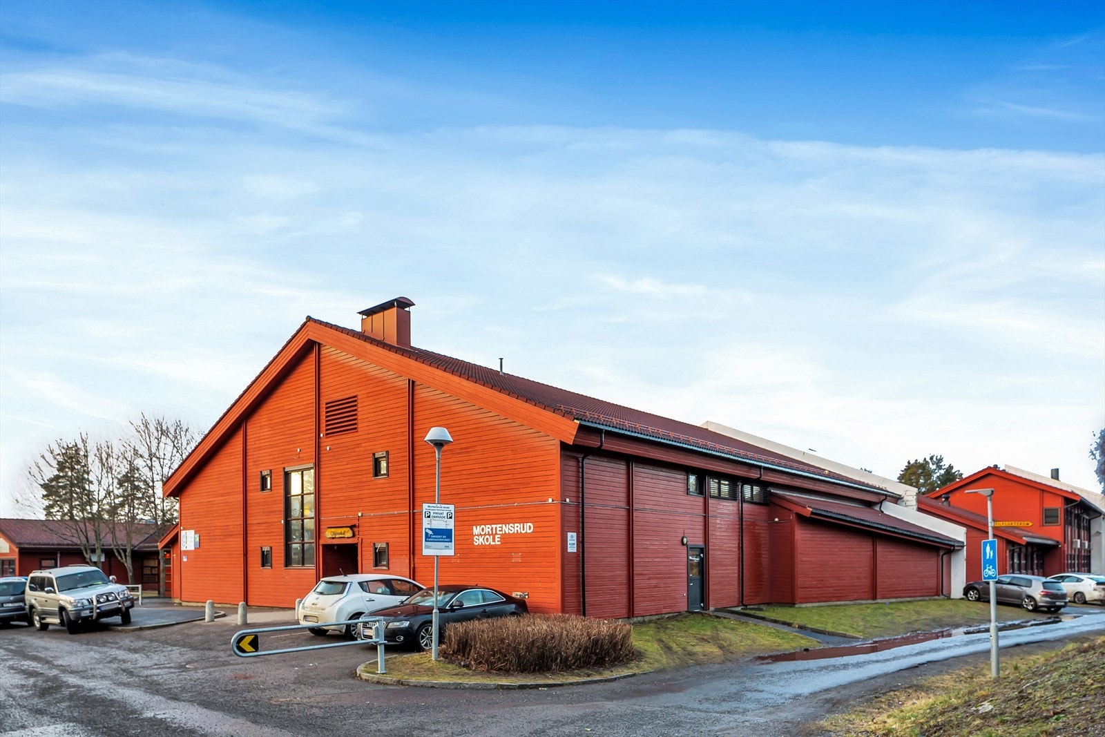 Mortensrud Skole. Galleribilde