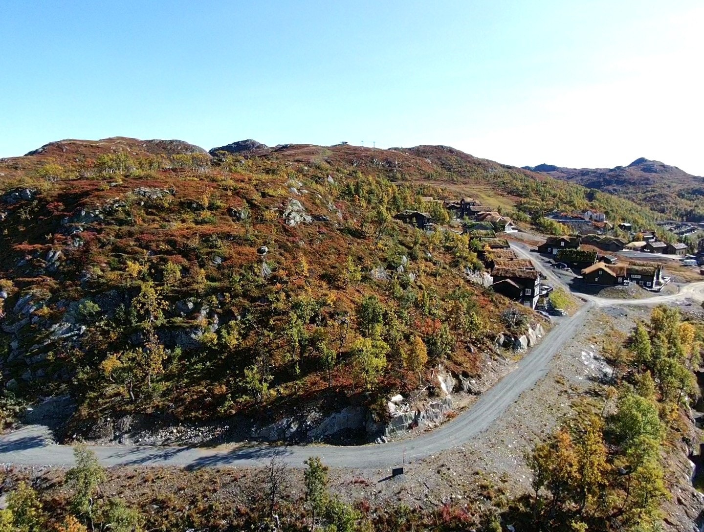 Her har du i dag også kort veg ut i alpinbakken om morgningen og hjem når heisen stenger. Galleribilde