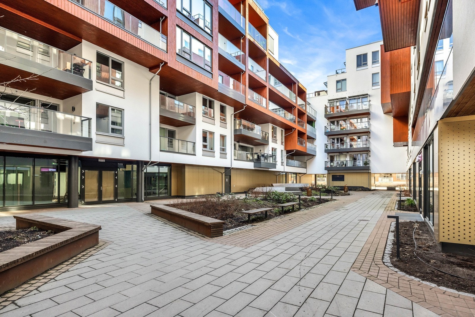 Bakgården Galleribilde