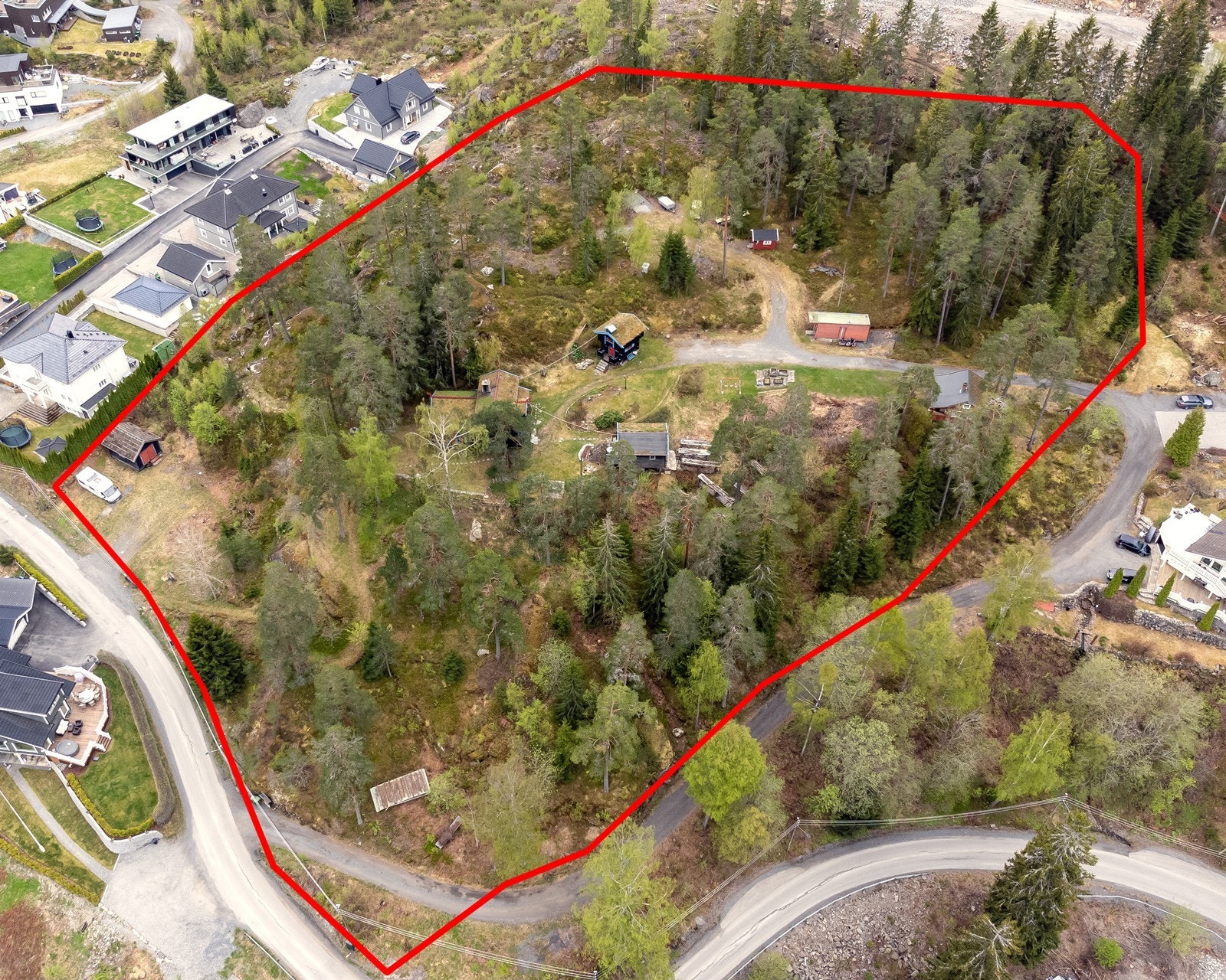 Stor eiendom med fantastisk beliggenhet gir et enormt potensial. Galleribilde