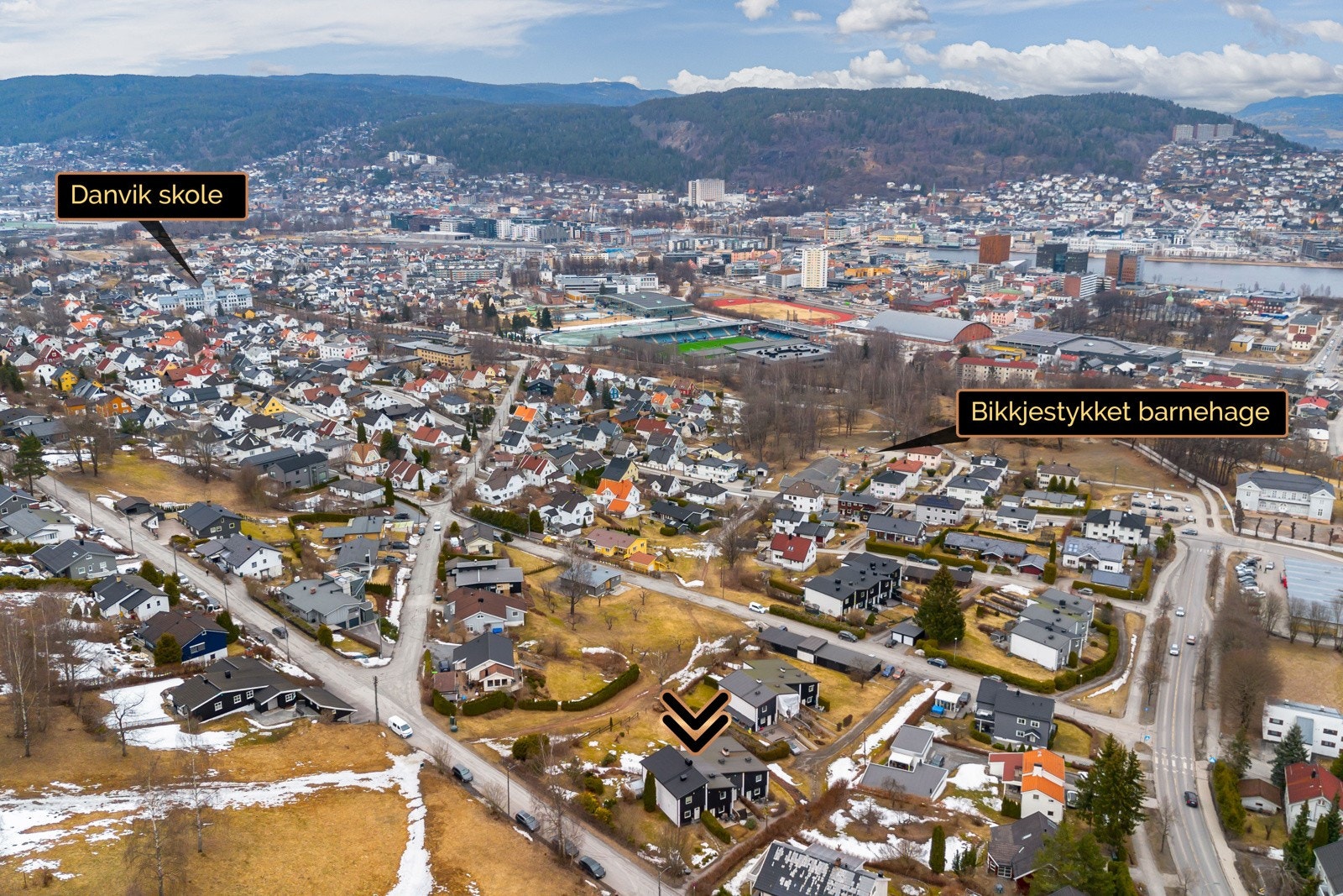 Innenfor kort gange ligger både barnehage og skole - boligen sogner til Danvik skolekrets. Galleribilde