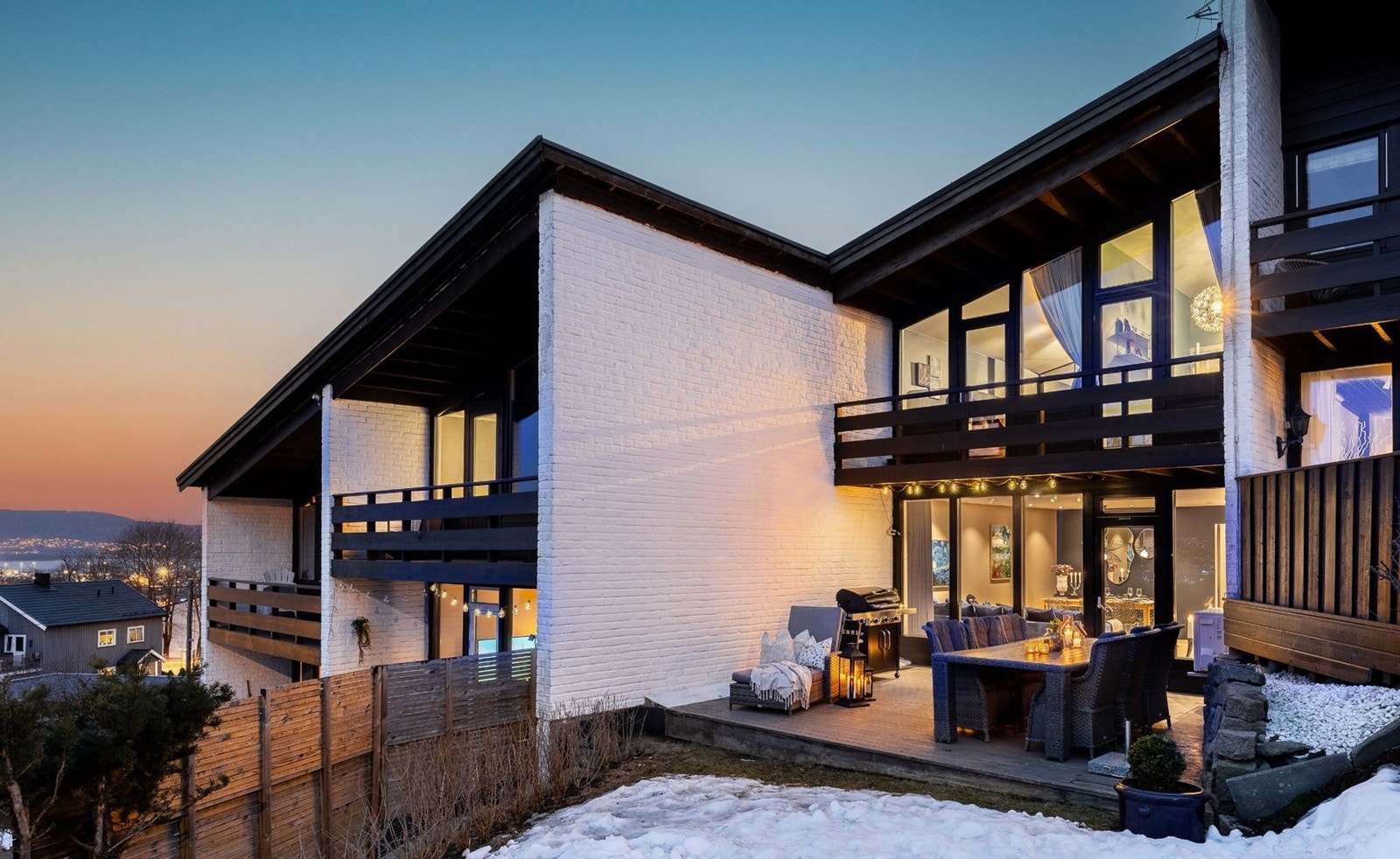 Privatmegleren v/ Sander Gundersen har gleden av å presentere Einar Aass vei 10! Galleribilde