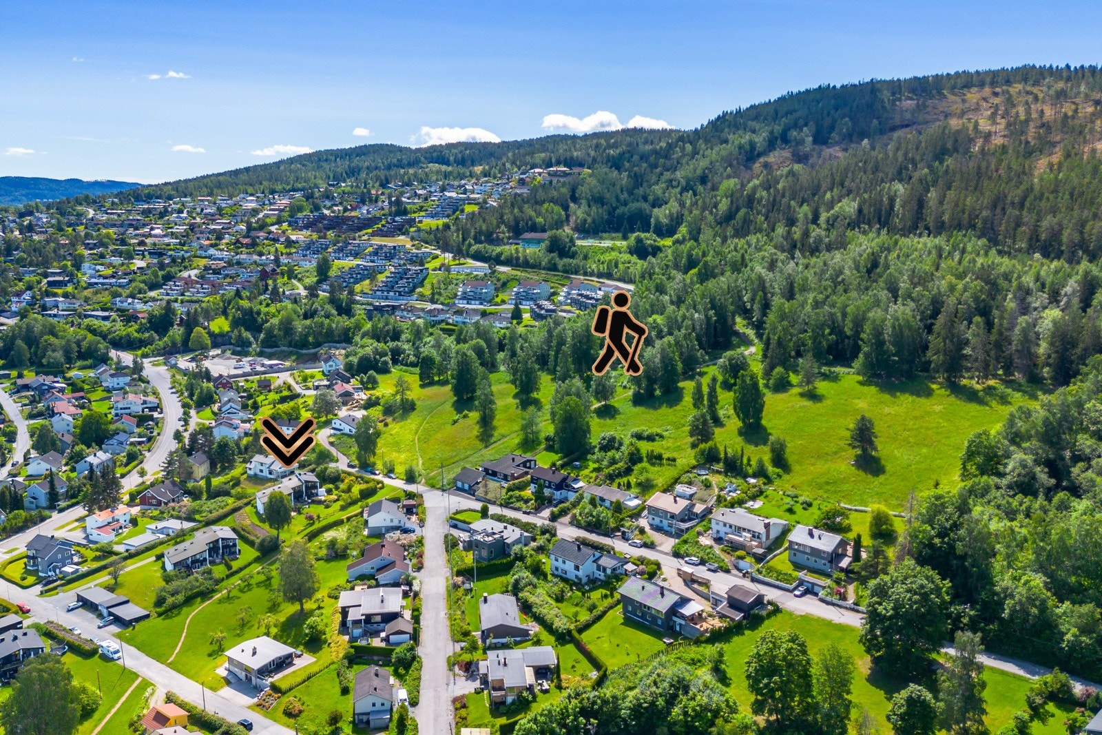 Område byr på flotte tur- og rekreasjonsmuligheter med umiddelbar nærhet til inngang marka. Galleribilde