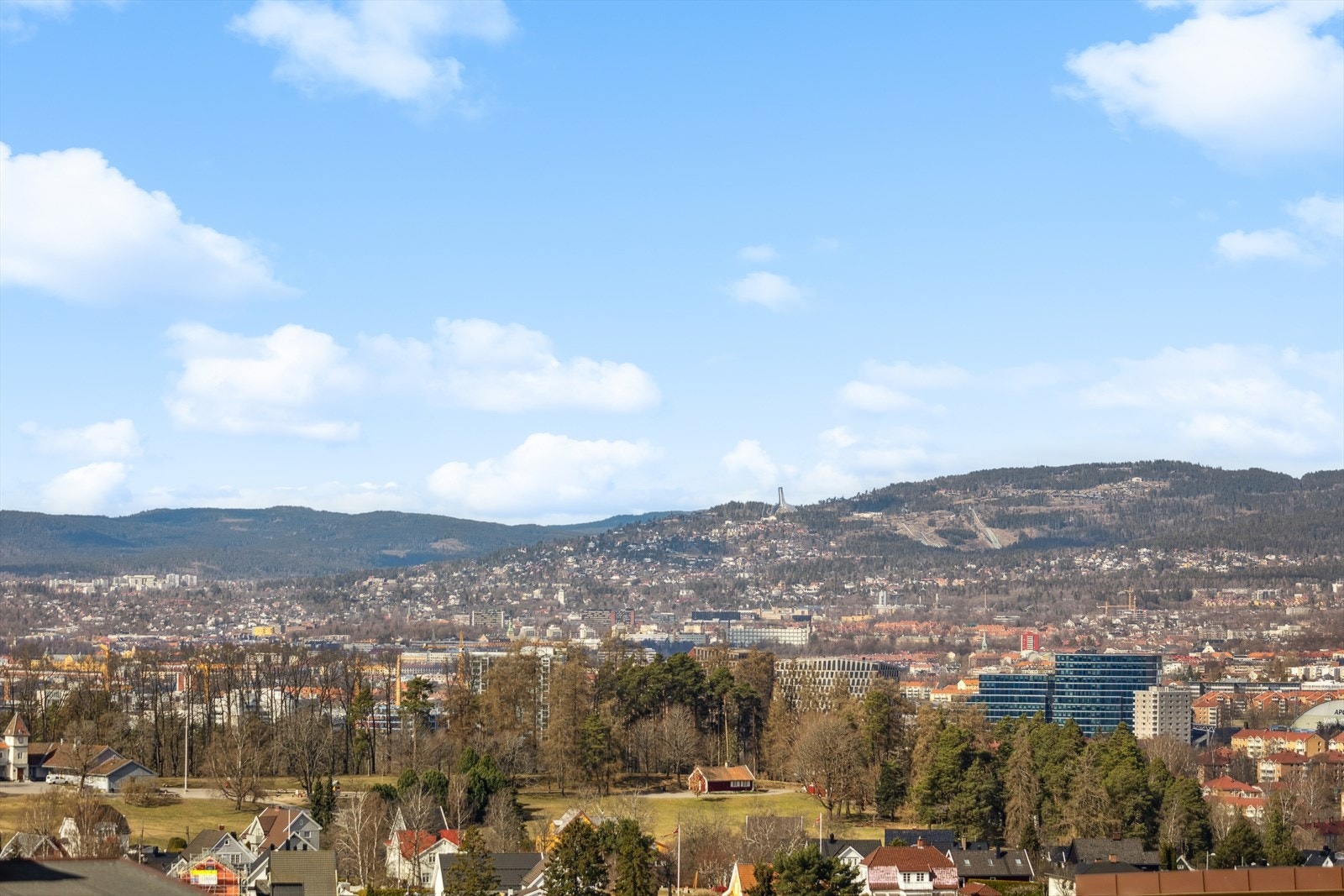 Utsikten strekker seg over hele Oslo! Galleribilde