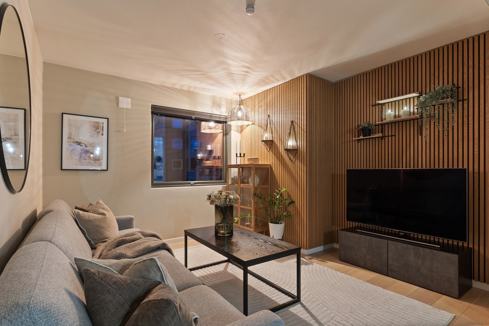 Leiligheten har gjennomgående god standard og en god planløsning. Galleribilde