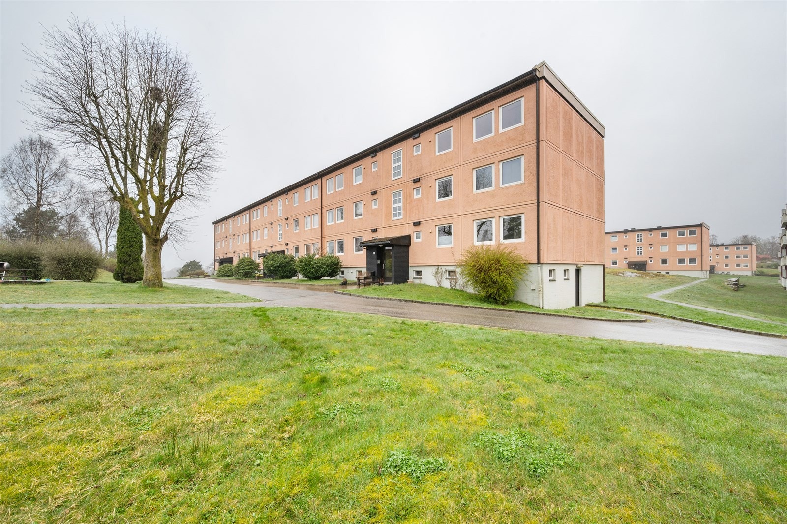 Buss og søndagsåpen butikk ligger innen få minutters gange Galleribilde