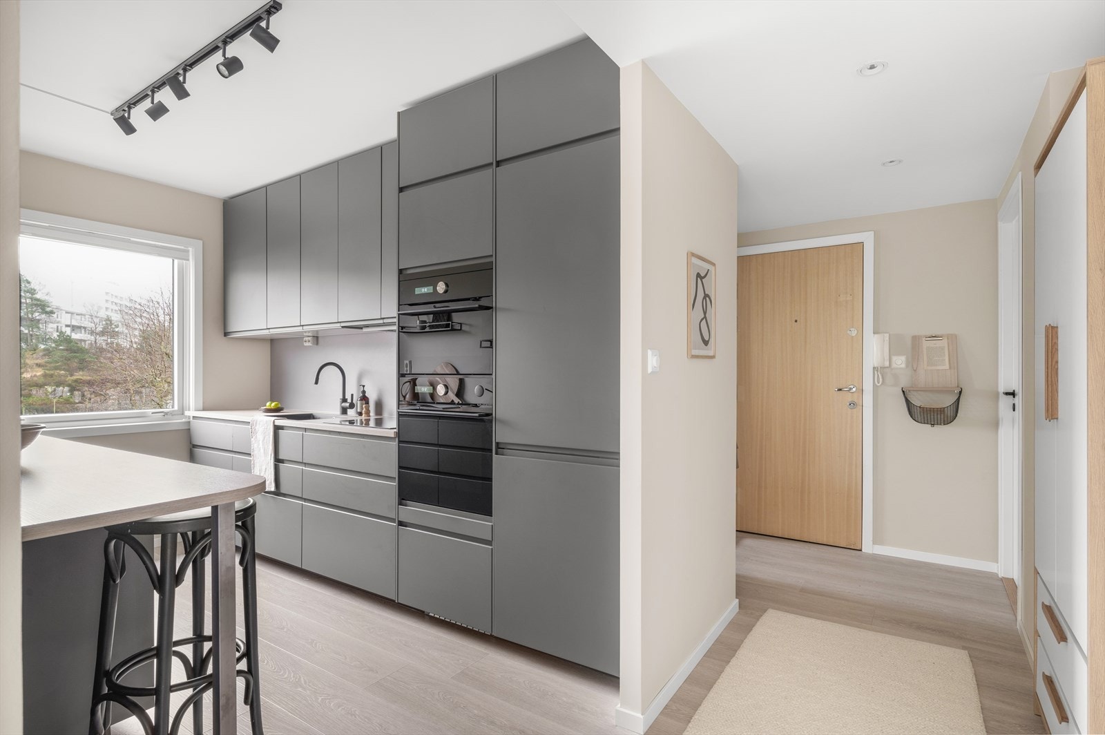 Praktisk og tidsriktig kjøkken, nytt i 2024 Galleribilde