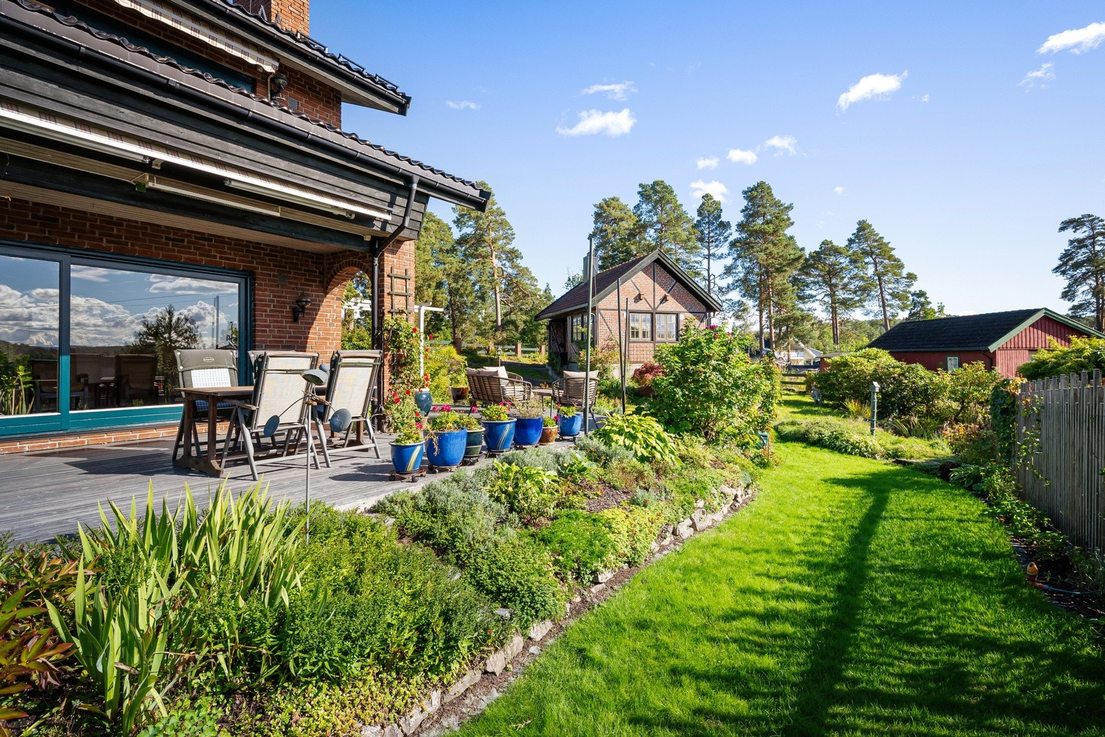 Her kan du trekke deg tilbake og fortsatt nyte det sosiale i naturlige omgivelser, også på kjølige dager og kvelder. Galleribilde